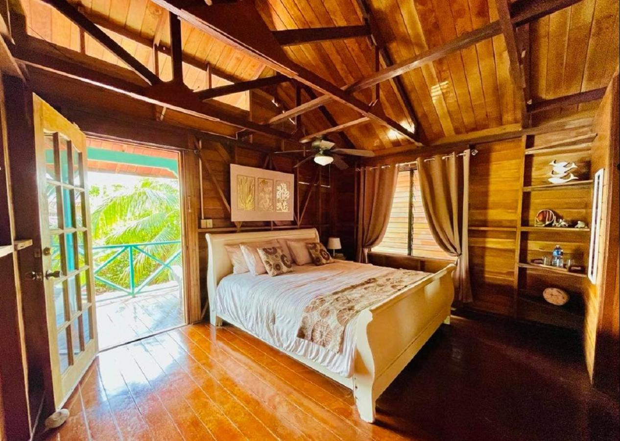 Villa Amaya Bocas Town Exterior foto