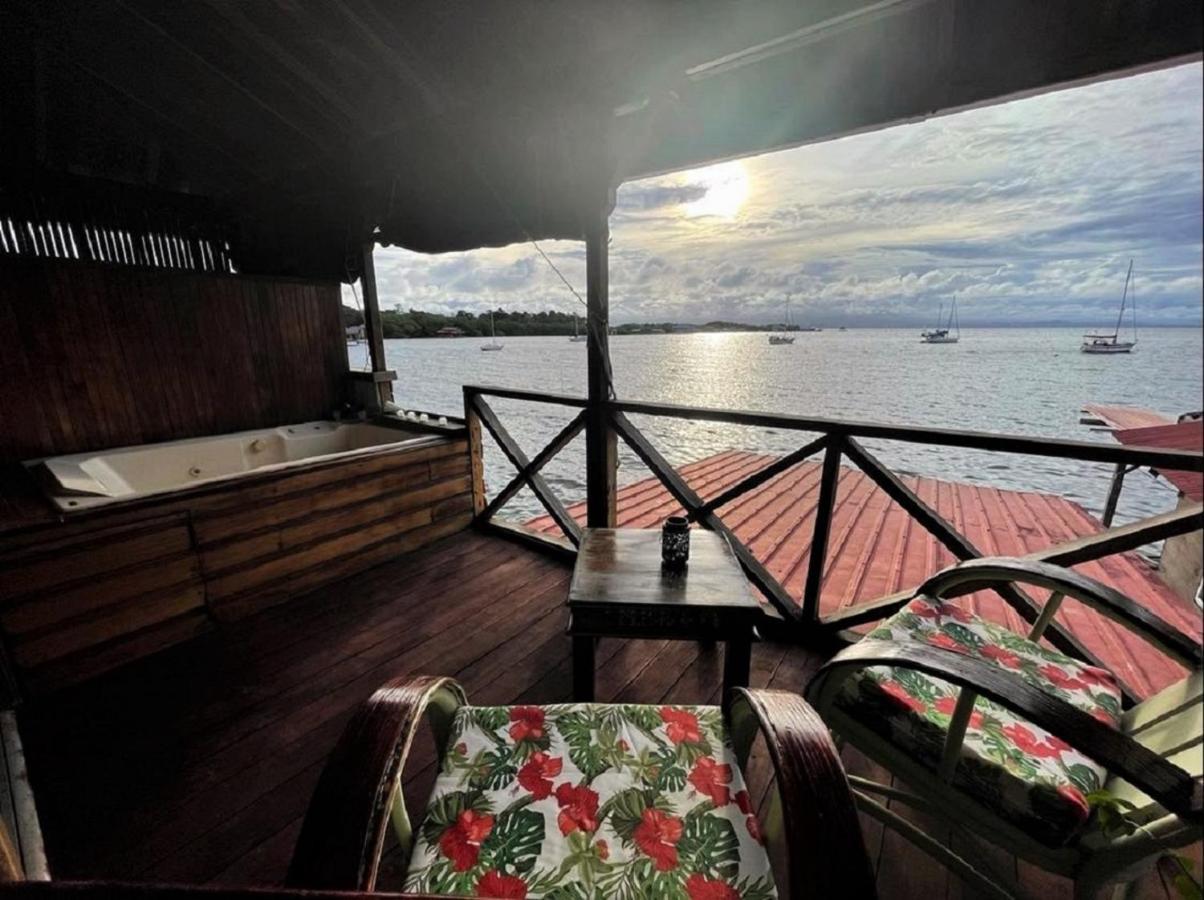 Villa Amaya Bocas Town Exterior foto