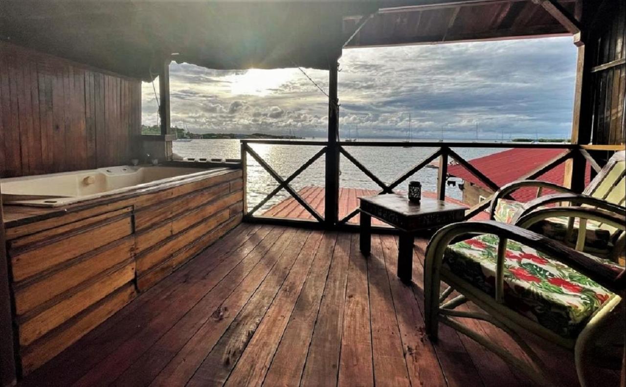 Villa Amaya Bocas Town Exterior foto